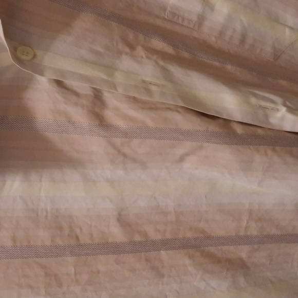 Perry Ellis button down shirt size: Large - Picture 2 of 3